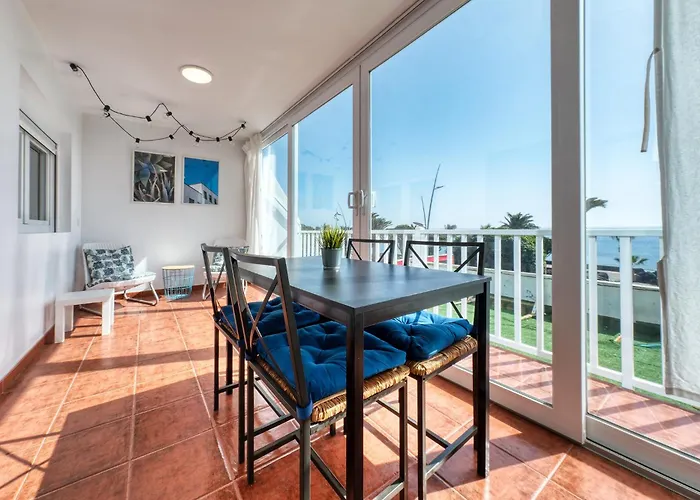 Casa Rame - Beachfront, Amazing Seaview And Air-con By Lanzarote Feriehus